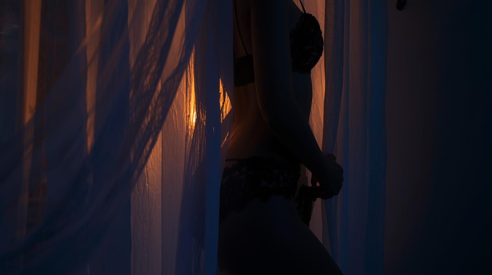 The Noir Désirée Collection Femine Luxe