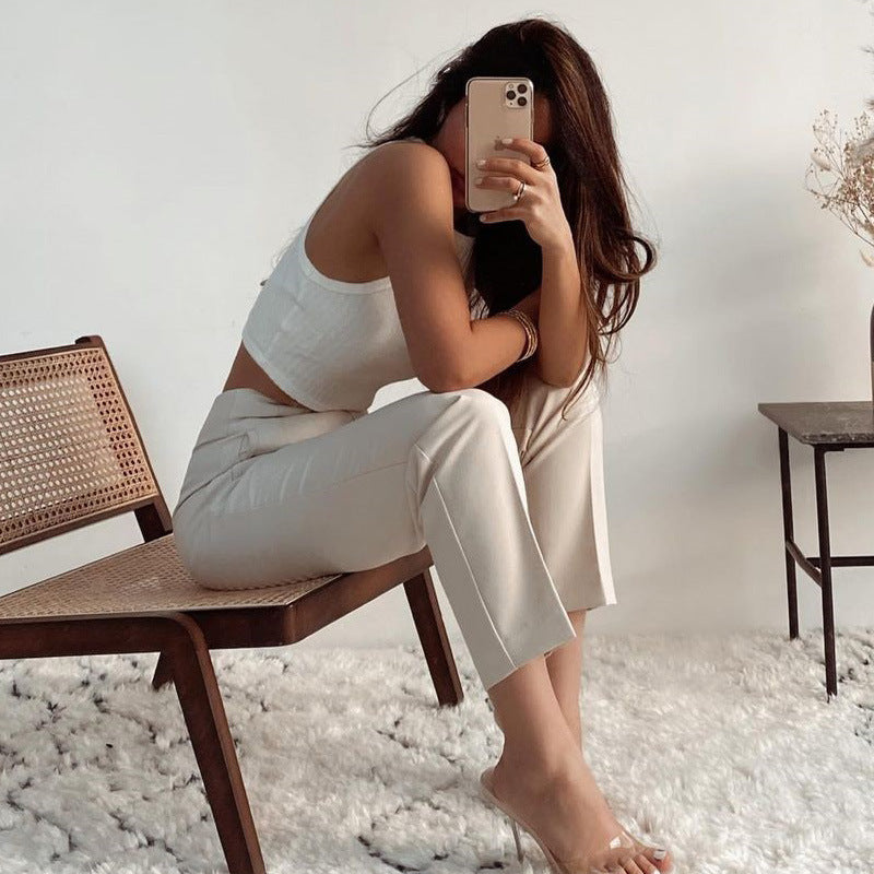 Luxe Pleated High-Waist Slim-Fit Tailored Trousers Feminé Luxé