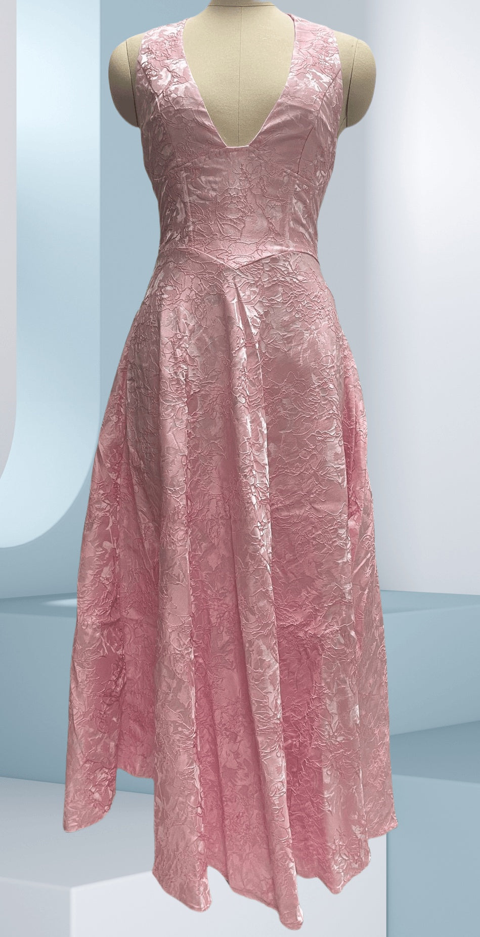 Elegant V-Neck Halter Jacquard Midi Dress Feminé Luxé