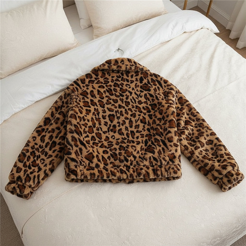 Vintage Leopard Print Faux Fur Zip-Up Jacket Feminé Luxé