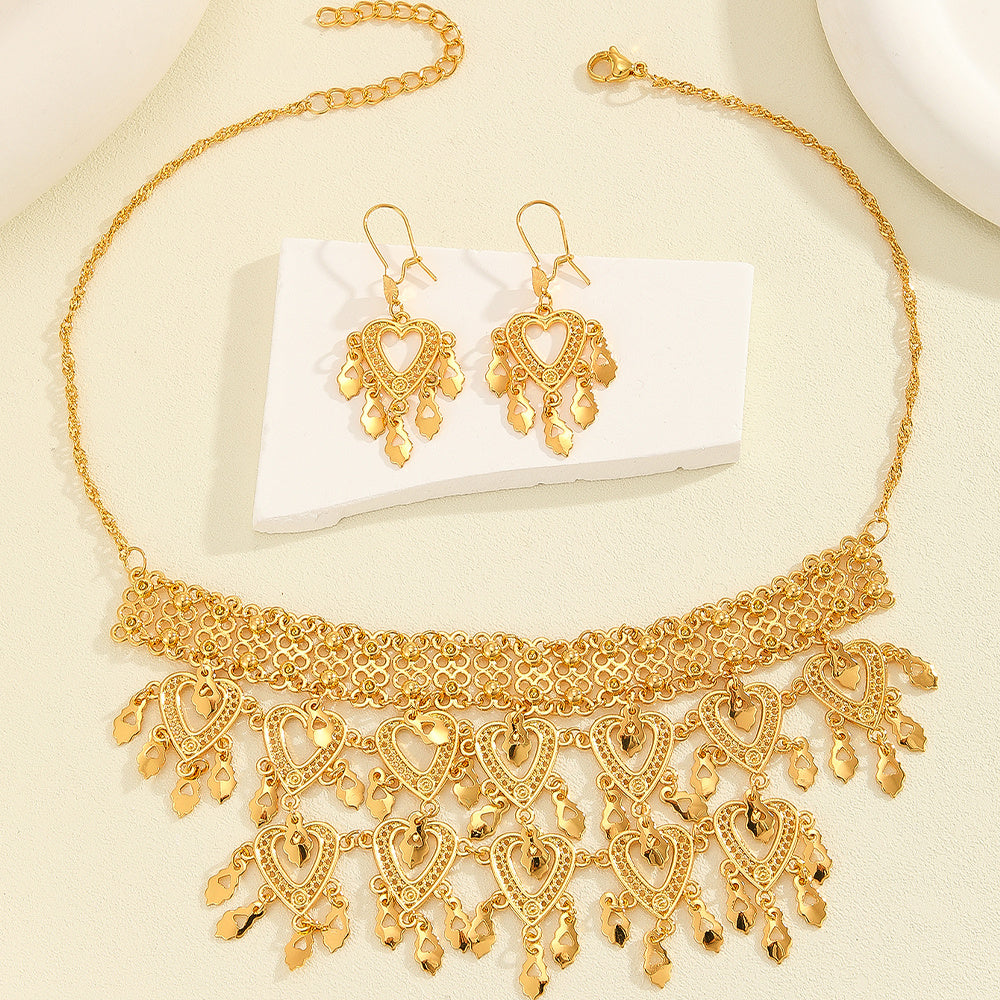 Feminé Luxé Signature: Retro Gold-Toned Grandeur Set: 3-Piece Statement Collar Necklace & Dangle Earrings for Vintage Luxury Feminé Luxé