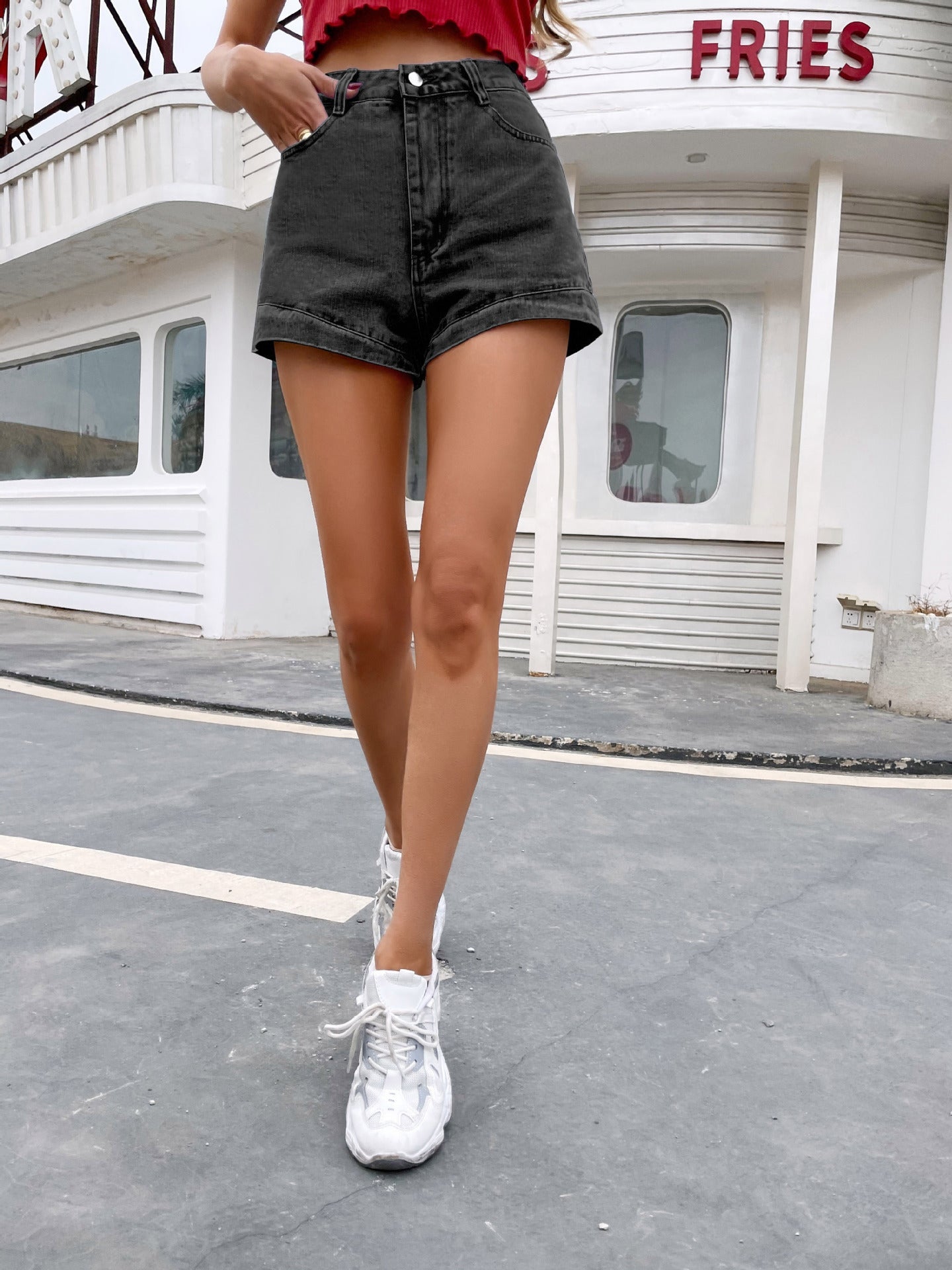 High-Waist Slimming Straight Fit Denim Shorts Feminé Luxé