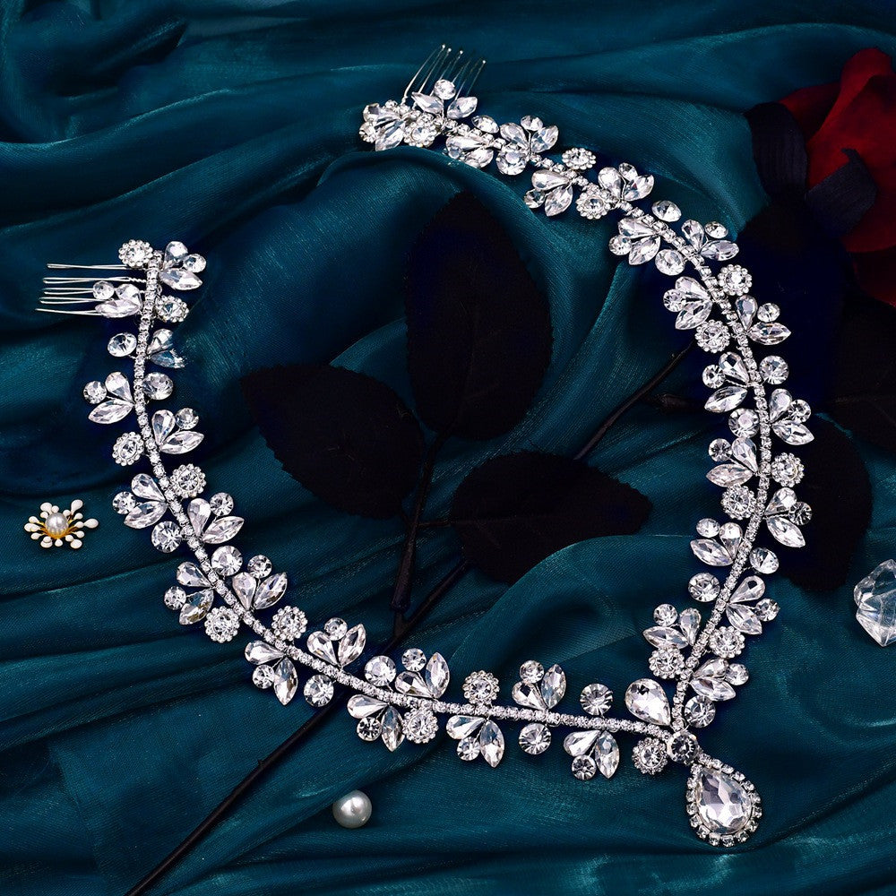 The Starlight Diadem: Couture Zirconia Forehead Chain - High-End Luxury Bridal & Evening Headpiece Feminé Luxé