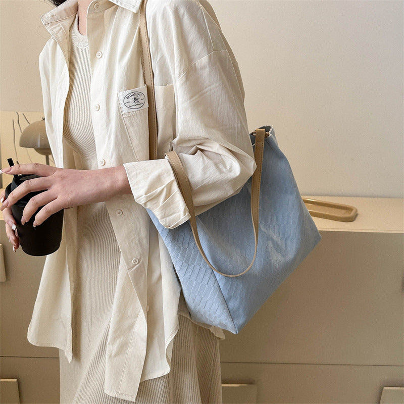 Feminé Luxé Exclusive The 'Cloud' Oversized Quilted Shoulder Bag - Soft-Touch Daily Luxe Tote Feminé Luxé