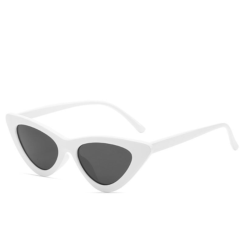 Feminé Luxé Exclusive Vixen '90s Edge: High-Definition Retro Triangle Cat-Eye Sunglasses (UV400 & Anti-Reflective) Feminé Luxé