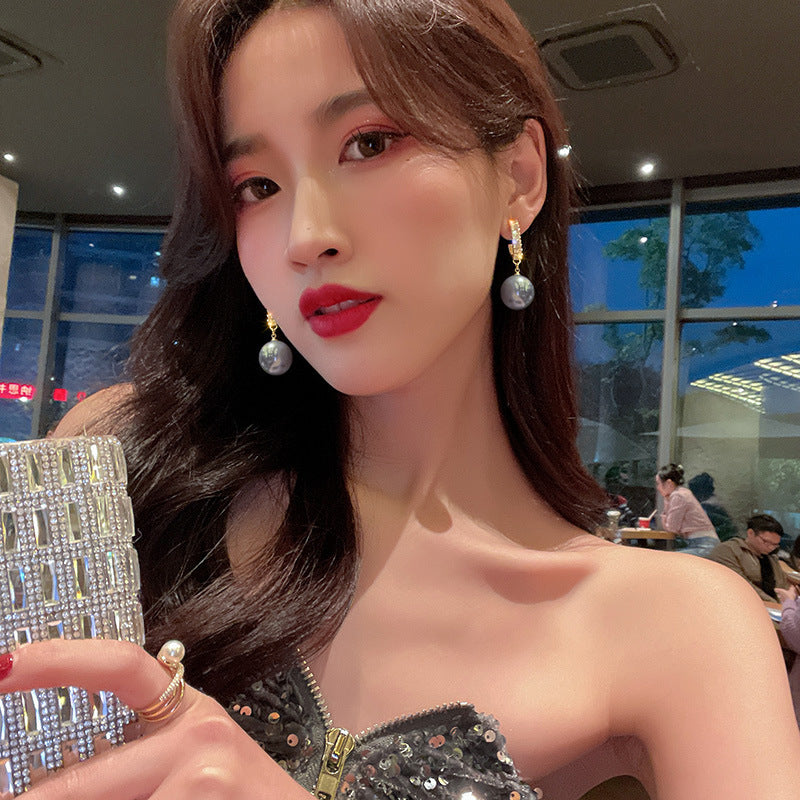 Feminé Luxé Exclusive Sparkle & Drop: Real Gold-Plated Crystal Hoop Pearl Earrings Feminé Luxé