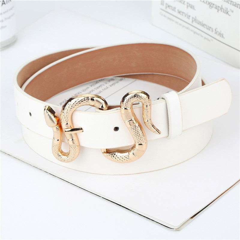 The Serpentine Luxé: Fashion Statement 'S' Buckle Faux Leather Belt Feminé Luxé