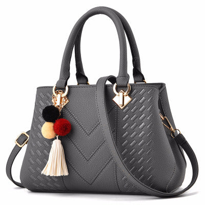 The Obsidian Quilt Luxé Tote – Convertible PU Leather Designer Shoulder & Handbag Feminé Luxé