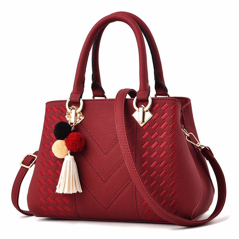 The Obsidian Quilt Luxé Tote – Convertible PU Leather Designer Shoulder & Handbag Feminé Luxé