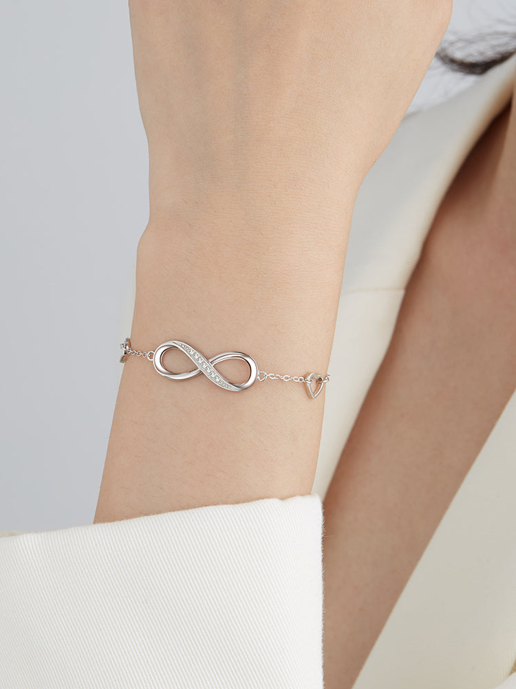Sterling Silver Infinity Symbol Bracelet - Minimalist Women's Fine Jewelry with Zircon Feminé Luxé