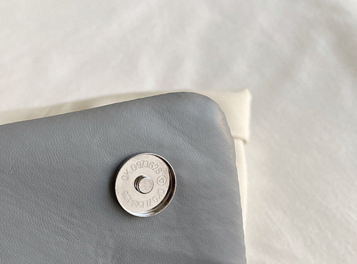 The "Quilted Icon" Chain Shoulder Bag Feminé Luxé