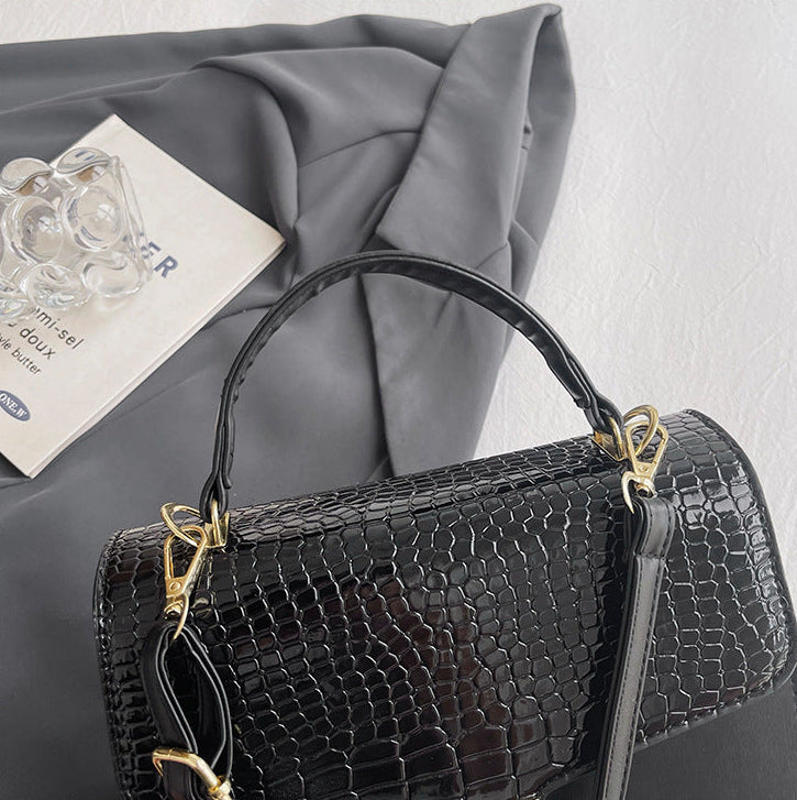 The Emerald Elegance: Premium Croc-Embossed PU Leather Mini Satchel | Day-to-Evening Shoulder Bag Feminé Luxé