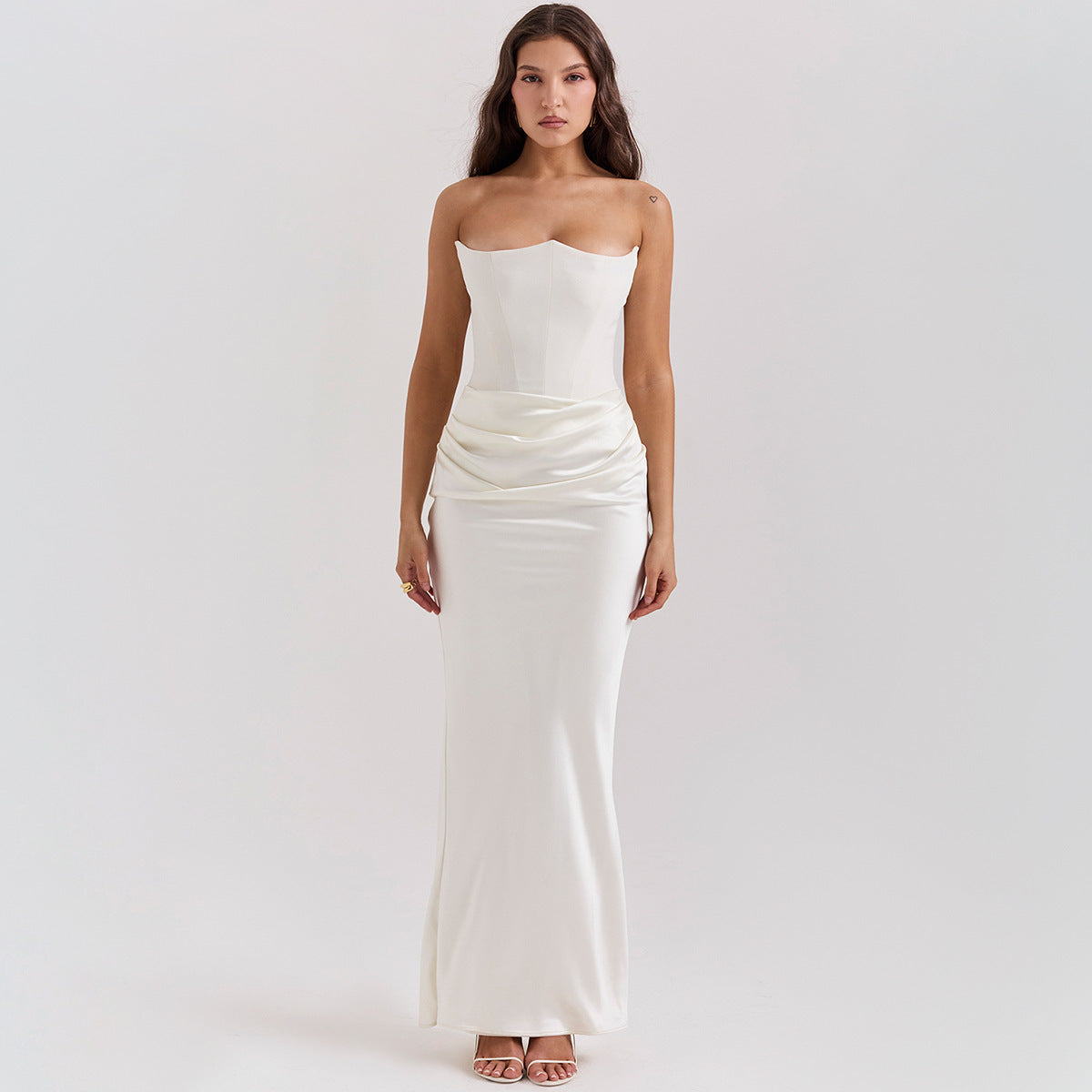 Scarlet Siren Backless Bandeau Maxi Dress | Luxurious Evening Gown & Socialite Attire Feminé Luxé