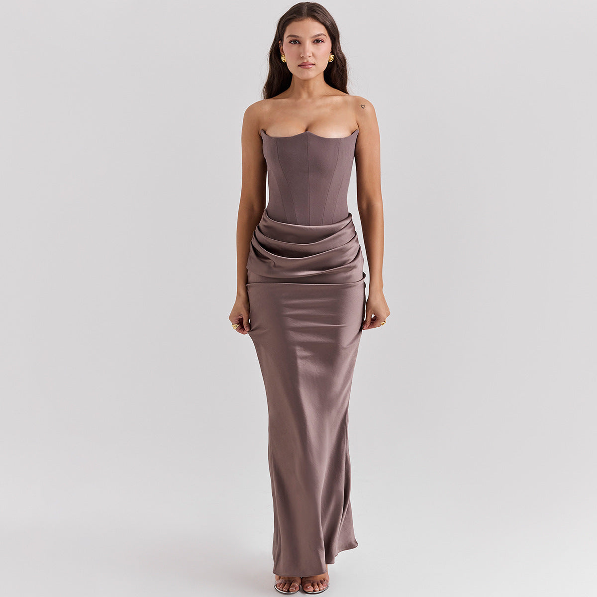 Scarlet Siren Backless Bandeau Maxi Dress | Luxurious Evening Gown & Socialite Attire Feminé Luxé