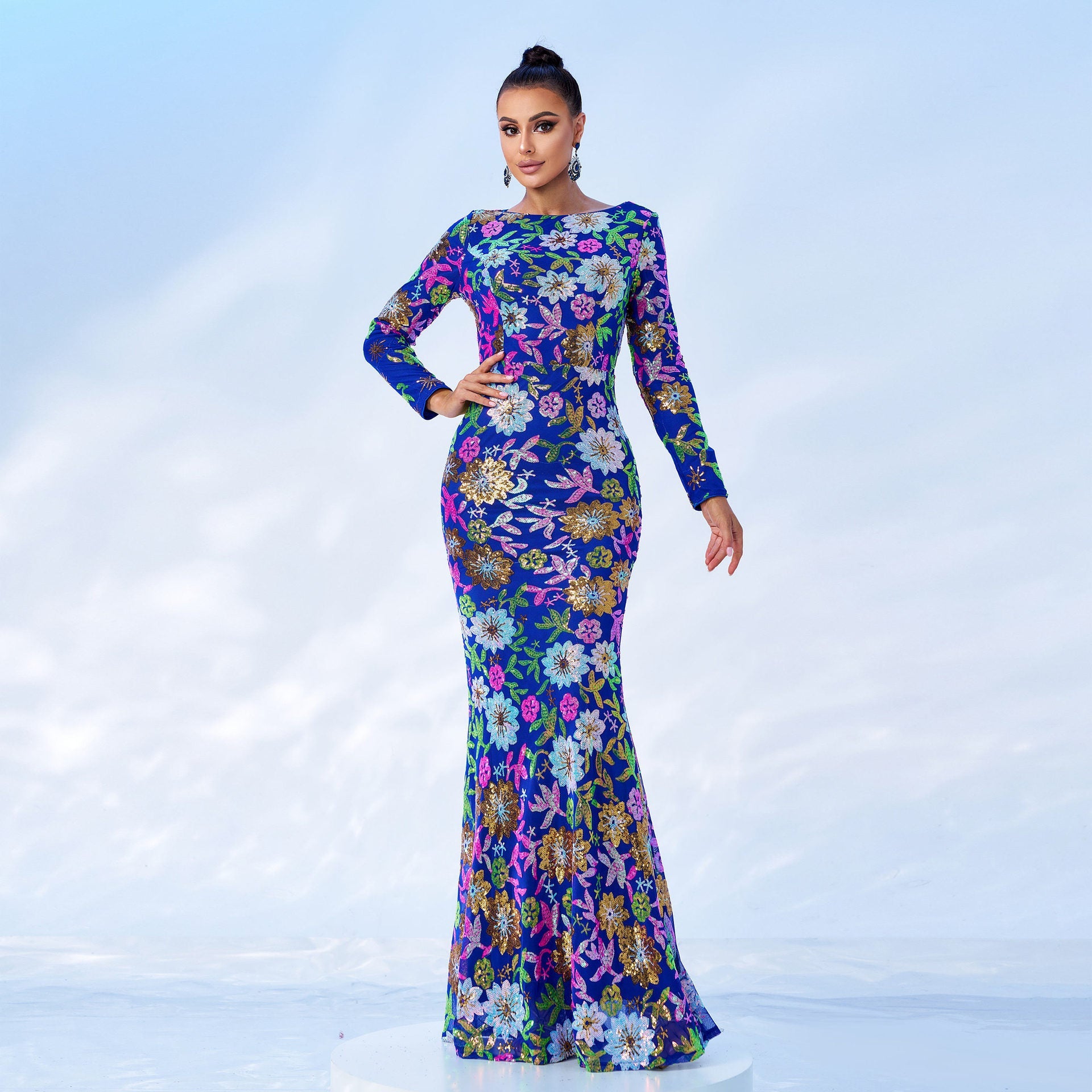 Floral Sequin Long Sleeve Crew Neck Evening Gown Feminé Luxé
