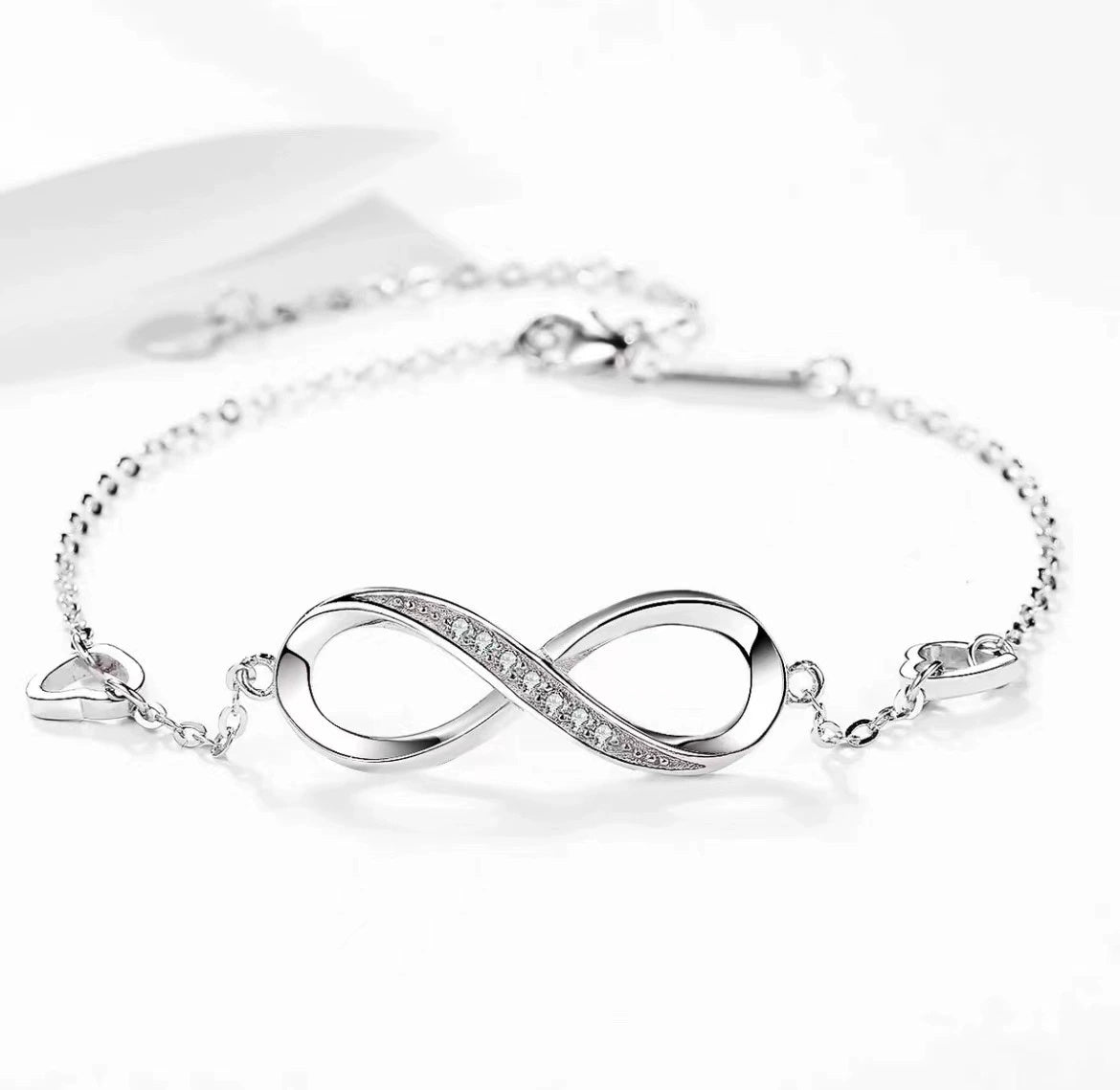 Sterling Silver Infinity Symbol Bracelet - Minimalist Women's Fine Jewelry with Zircon Feminé Luxé