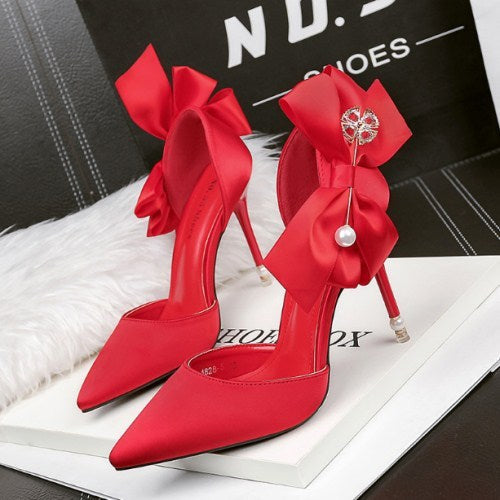 Haute Couture Romance: The 'Scarlett Bow' Velvet Pointed Stiletto Pumps Feminé Luxé