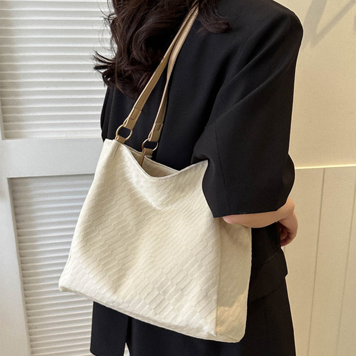 Feminé Luxé Exclusive The 'Cloud' Oversized Quilted Shoulder Bag - Soft-Touch Daily Luxe Tote Feminé Luxé