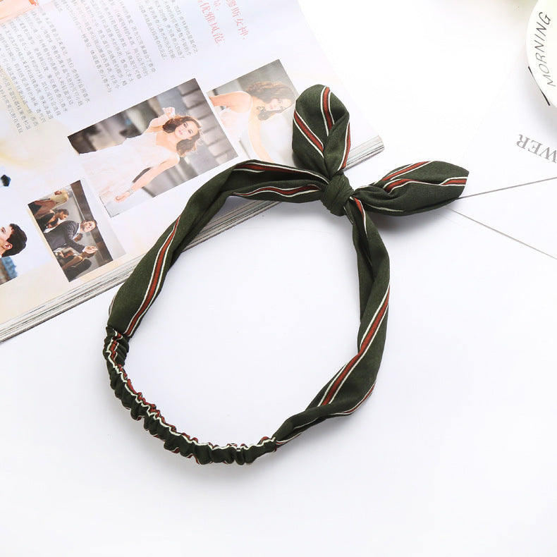 The Parisian Bow Headband: Chic Fabric Knot & Bunny Ear Tie - Designer Print Hair Accessory for Effortless French Style Feminé Luxé