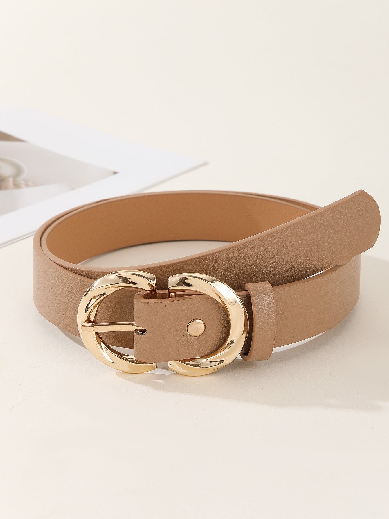 Elevate Your Ensemble: The 'G' Buckle Luxé Faux Leather Belt Feminé Luxé