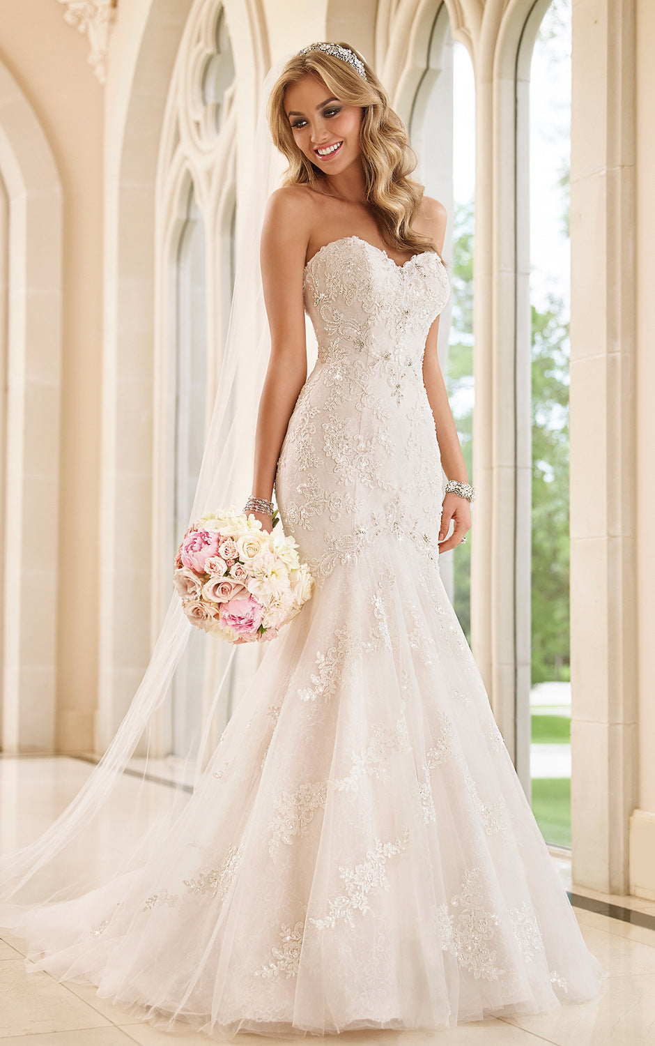 Exquisite Sweetheart Lace Tube Top Gown - Romantic Trailing Bridal Dress Feminé Luxé