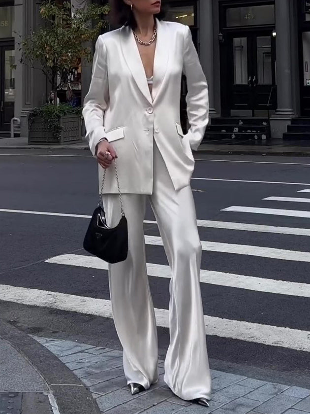 Elegant White Loose-Fit Blazer & High-Waisted Pant Set Feminé Luxé