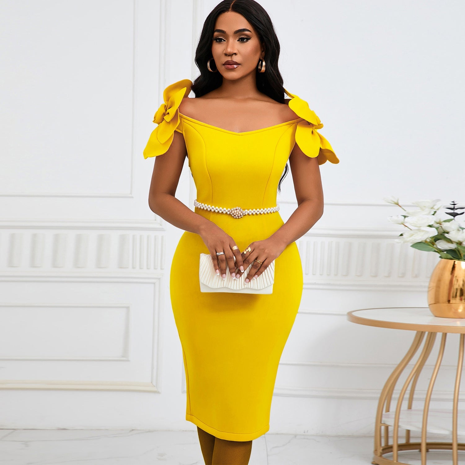 Elegant Floral Shoulder Bodycon Dress – Chic Cocktail & Party Style Feminé Luxé