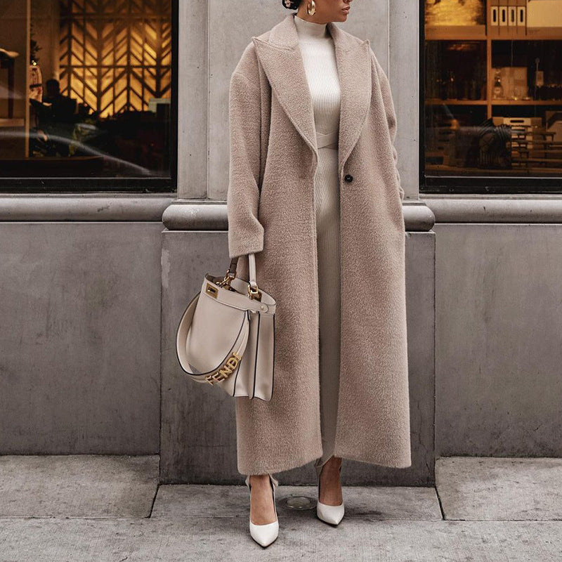 The Chic Teddy Coat: Longline Plush Lapel Jacket Feminé Luxé