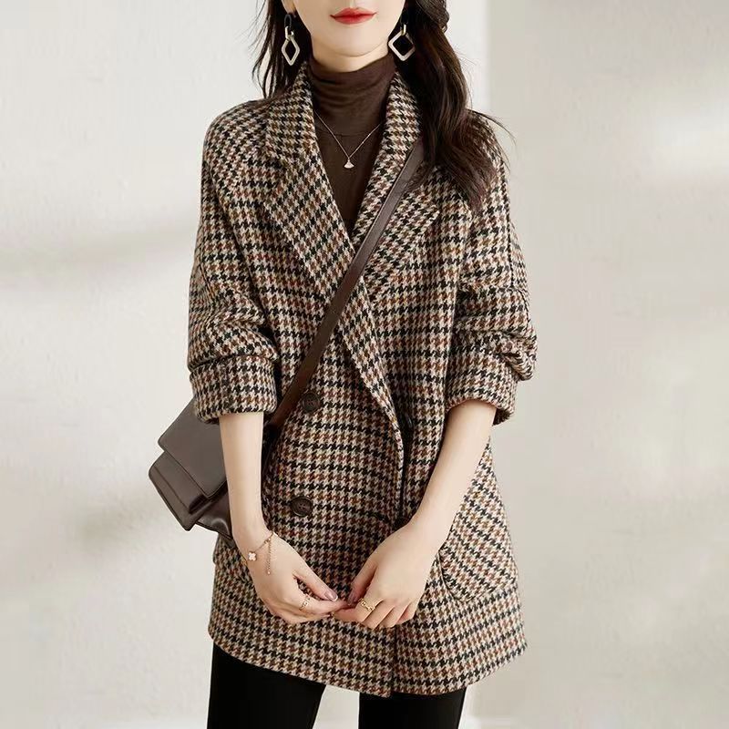 The Heritage Houndstooth Blazer: Luxe Double-Breasted Jacket Feminé Luxé