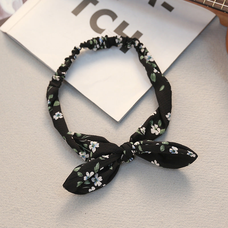 The Parisian Bow Headband: Chic Fabric Knot & Bunny Ear Tie - Designer Print Hair Accessory for Effortless French Style Feminé Luxé