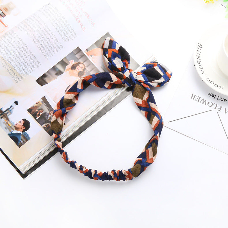 The Parisian Bow Headband: Chic Fabric Knot & Bunny Ear Tie - Designer Print Hair Accessory for Effortless French Style Feminé Luxé