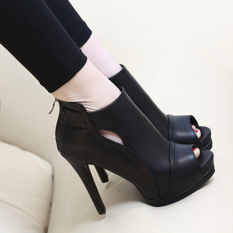 The Empress Platform Stiletto Ankle Bootie - Noir Cutout Feminé Luxé