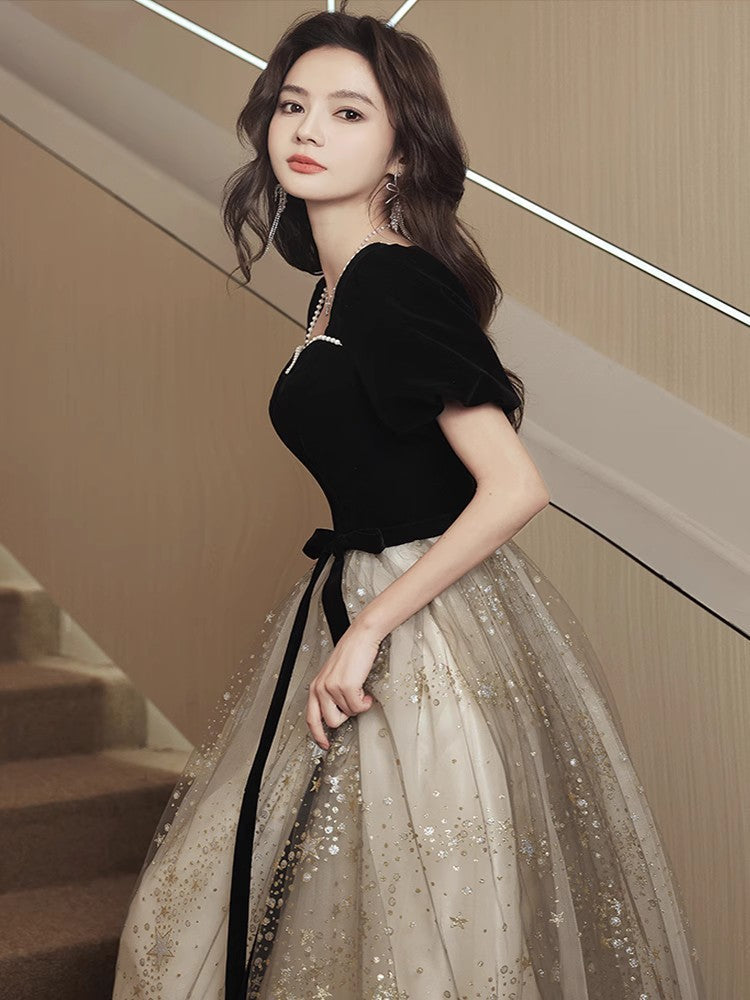 French Style Luxury Evening Dress – Elegant Black & Gold Gown Feminé Luxé