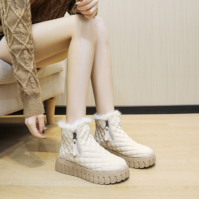 The 'Alpine Retreat' Quilted Platform Snow Boots Feminé Luxé