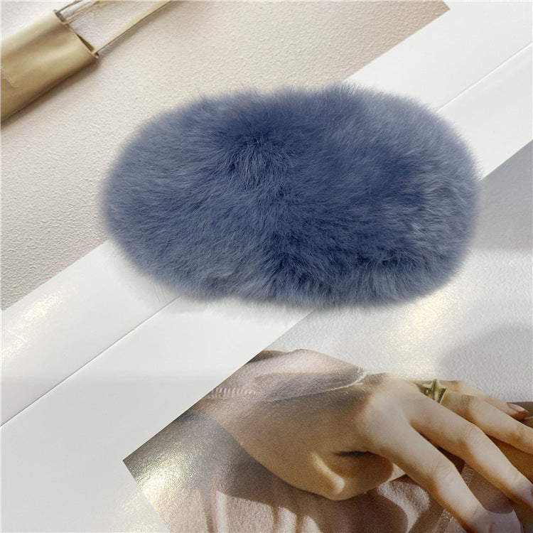 The Cloud Comfort Claw: Luxe Faux Rex Rabbit Fur Hair Grip - Oversized Plush Statement Clip for Winter Elegance Feminé Luxé