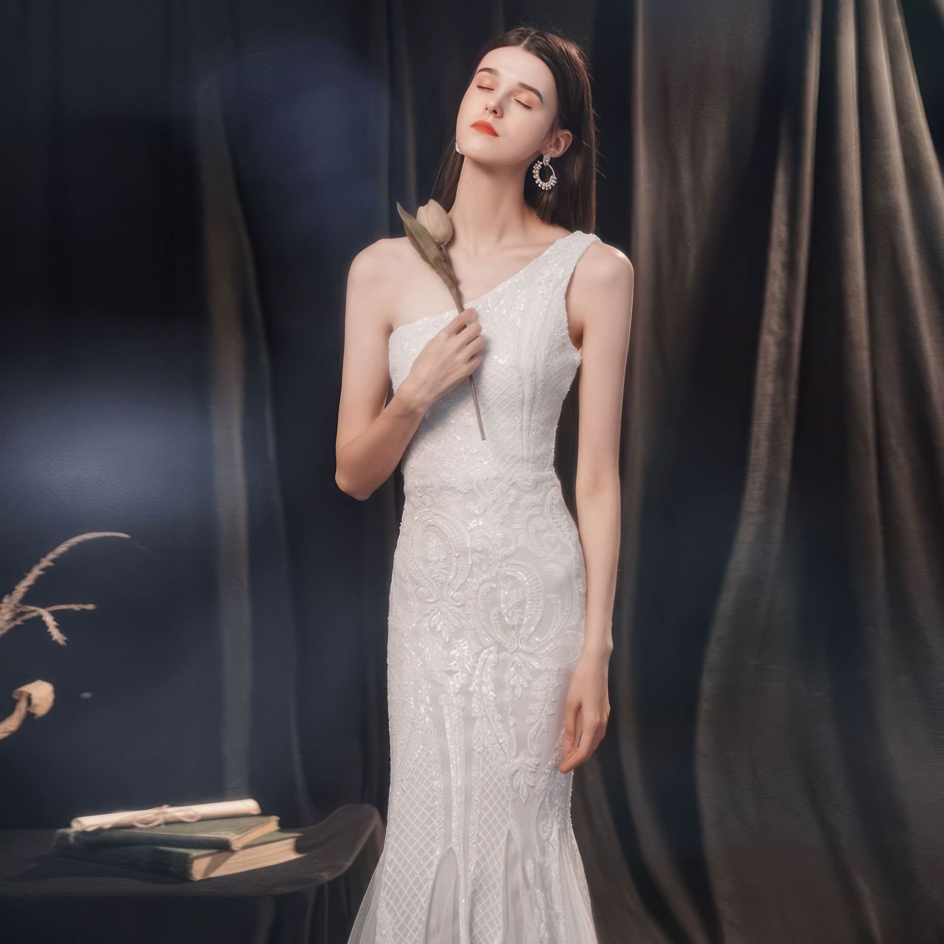 One-Shoulder Fishtail Evening Gown – Elegant Slimming Formal Dress Feminé Luxé