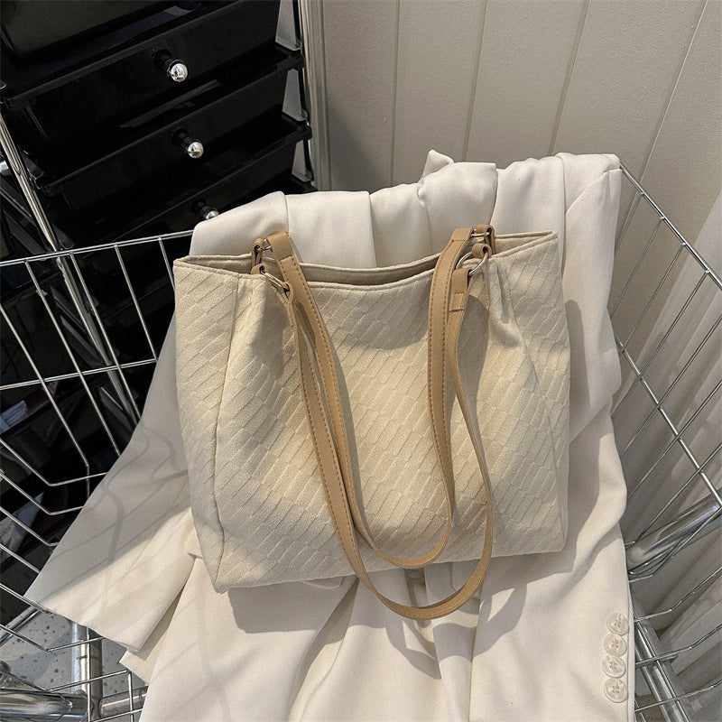 Feminé Luxé Exclusive The 'Cloud' Oversized Quilted Shoulder Bag - Soft-Touch Daily Luxe Tote Feminé Luxé