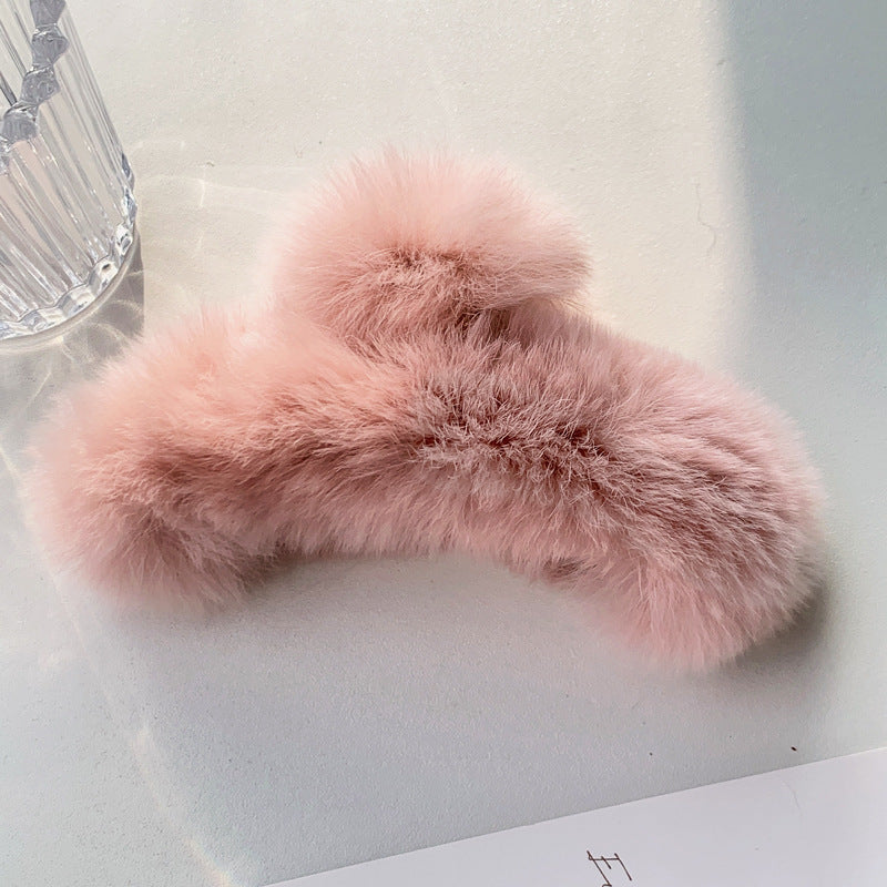The Cloud Comfort Claw: Luxe Faux Rex Rabbit Fur Hair Grip - Oversized Plush Statement Clip for Winter Elegance Feminé Luxé