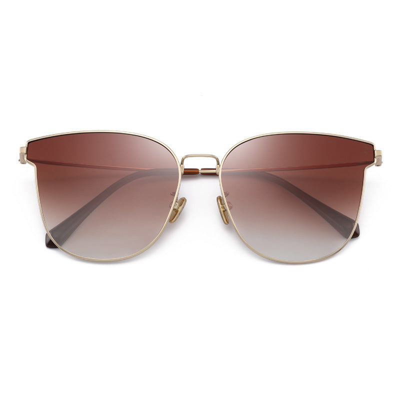 The "Zenith" Collection: Memory Titanium Polarized Butterfly Sunglasses - High-End Eyewear Feminé Luxé