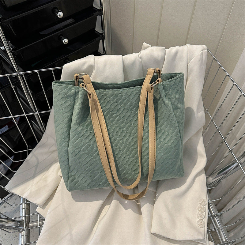 Feminé Luxé Exclusive The 'Cloud' Oversized Quilted Shoulder Bag - Soft-Touch Daily Luxe Tote Feminé Luxé