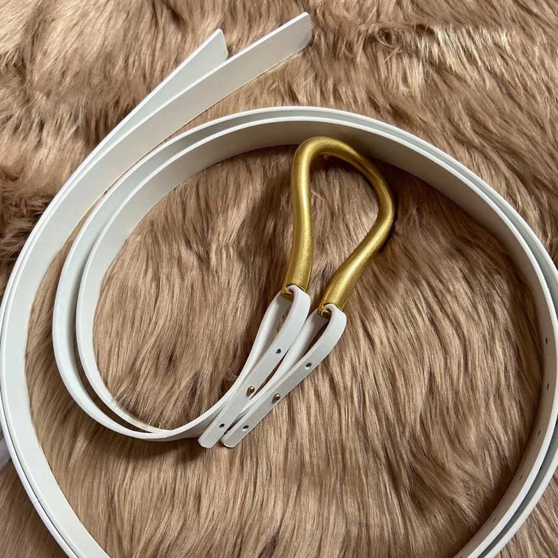 The 'Opulence' Wide Leather Waist Belt | Retro Copper-Tone Oval Buckle | Statement Cinch Feminé Luxé