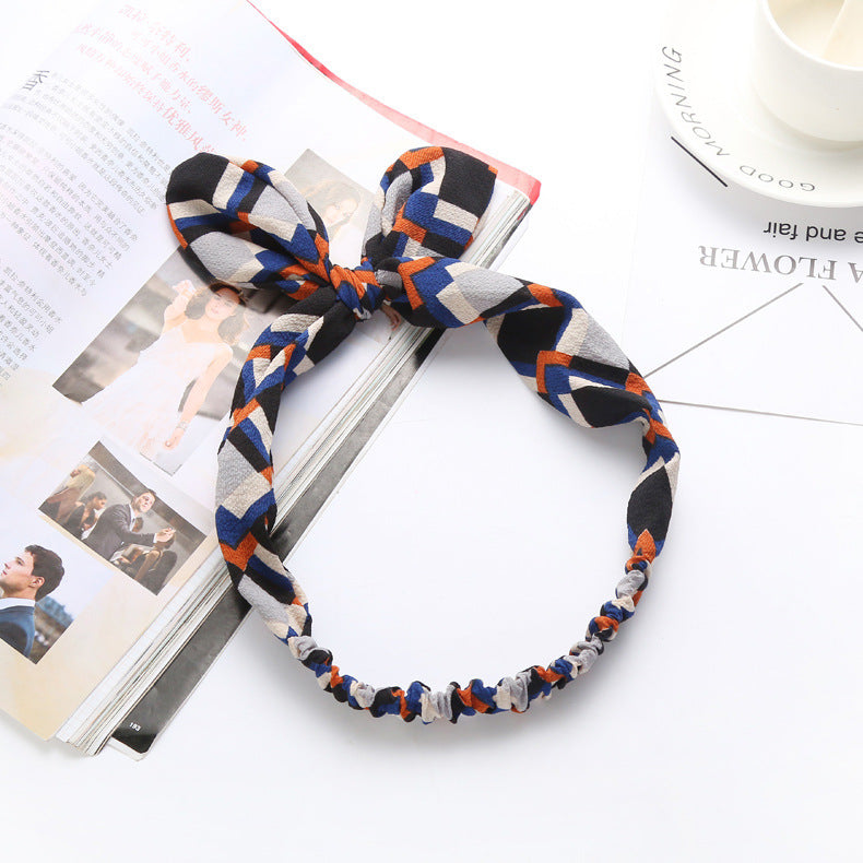 The Parisian Bow Headband: Chic Fabric Knot & Bunny Ear Tie - Designer Print Hair Accessory for Effortless French Style Feminé Luxé