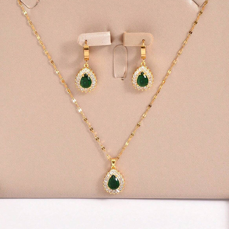 Vintage Emerald Green Pear Drop Necklace & Halo Earrings Set (Retro Hong Kong Style) Feminé Luxé