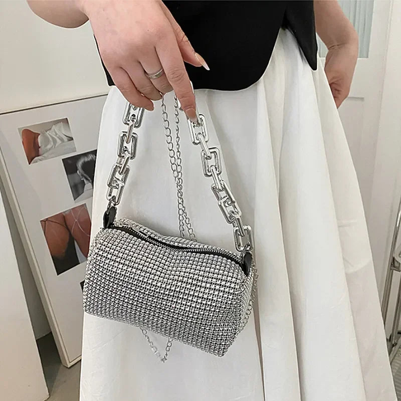 👑✨ Stellar Diva – Crystal Chain Luxe Mini Bag ✨👑