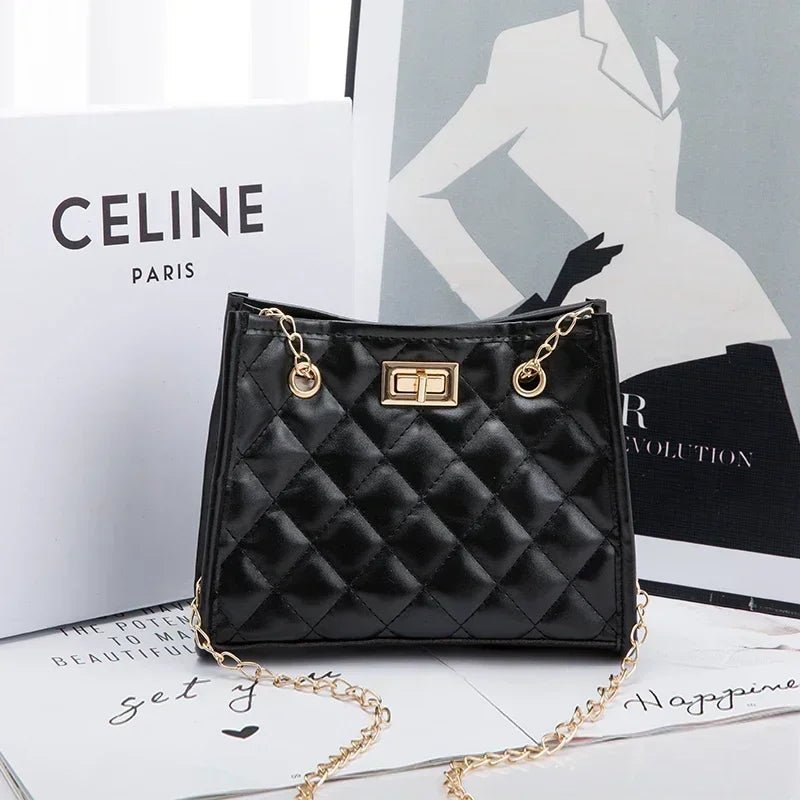 💎 Étoile d’Argent – Diamond Quilted Chain Shoulder Bag 👑