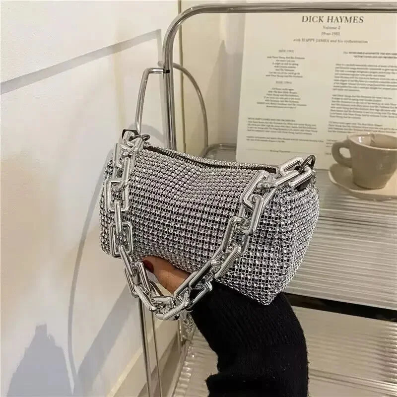 👑✨ Stellar Diva – Crystal Chain Luxe Mini Bag ✨👑