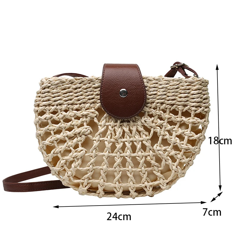 🌞 Lune d’Or – Natural Straw Half-Moon Bag