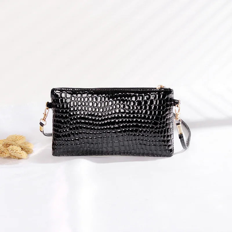 🖤 Croc Amour – Luxe Croc-Effect Mini Shoulder Bag 💎