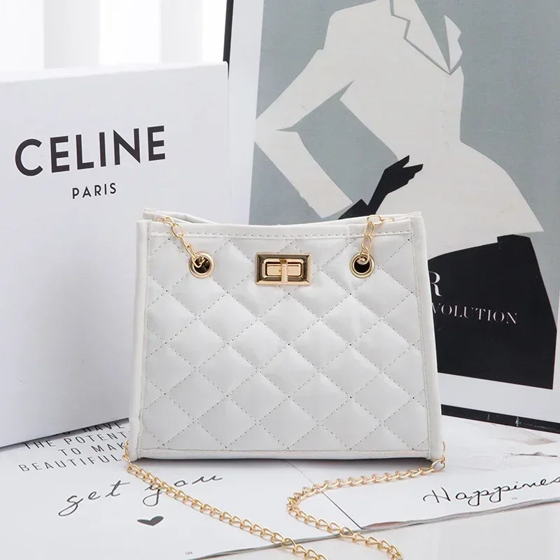 💎 Étoile d’Argent – Diamond Quilted Chain Shoulder Bag 👑