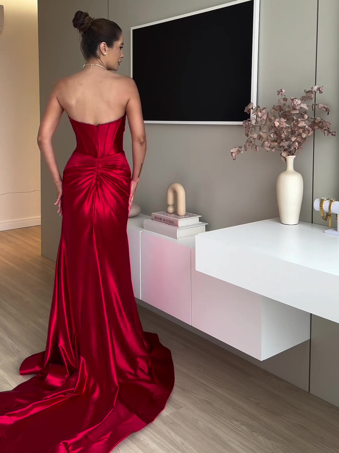 Elegant Red Satin Tube Top Evening Dress with High Slit & Train Feminé Luxé